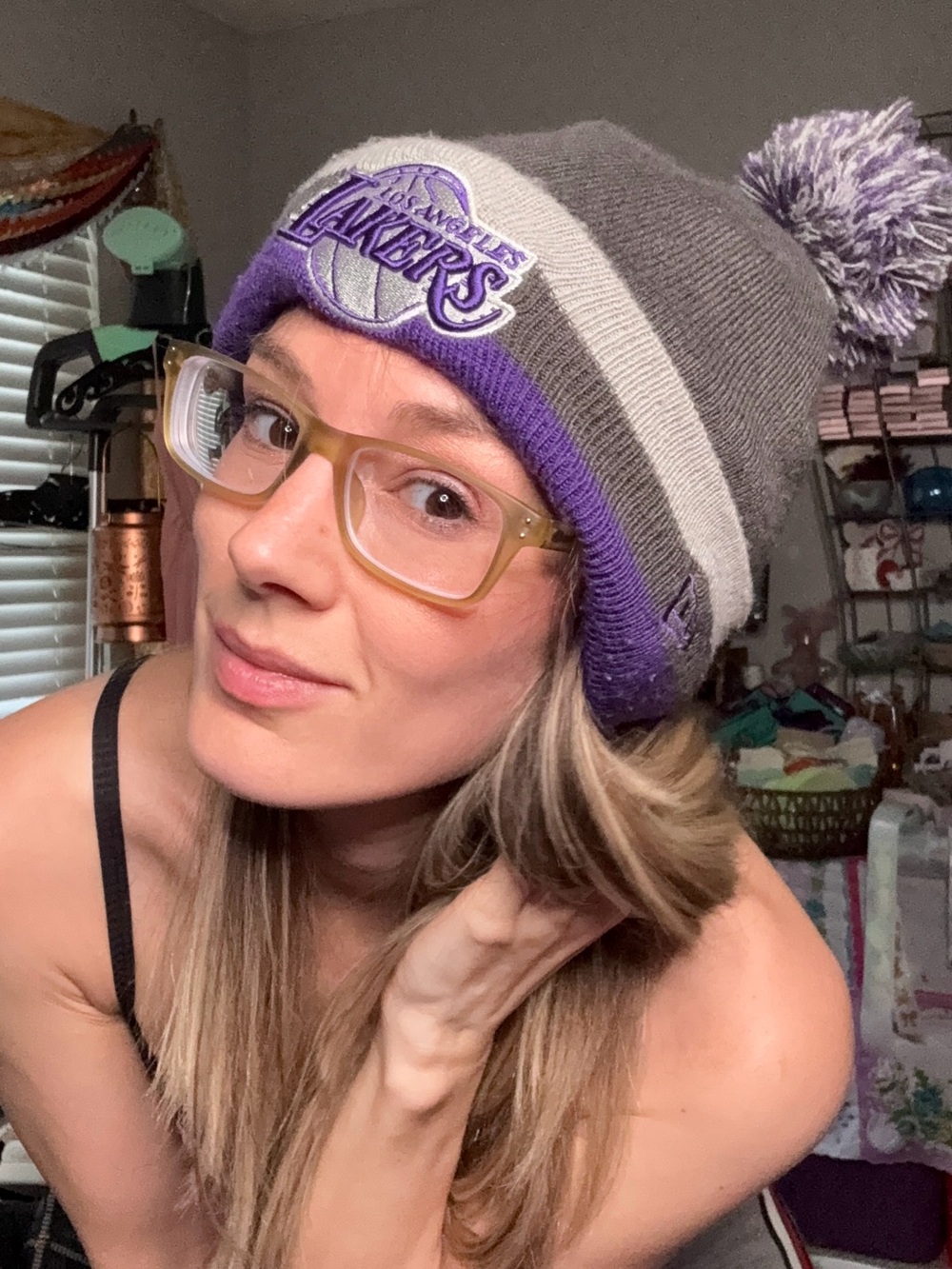 New Era Los Angeles Lakers Basketball Gray and Purple Pom Beanie